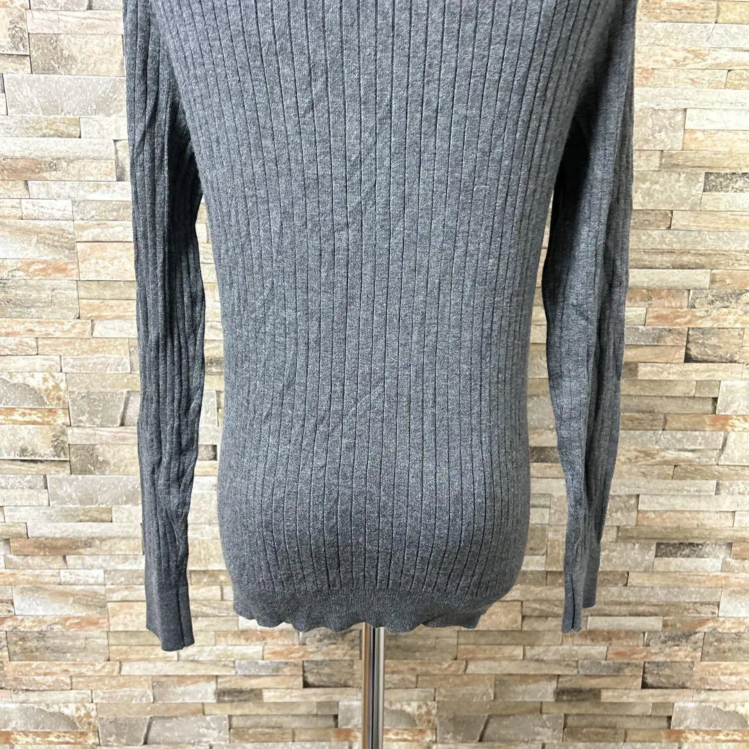 [GU] Knit cut and sew V-neck rib pullover Unicolor