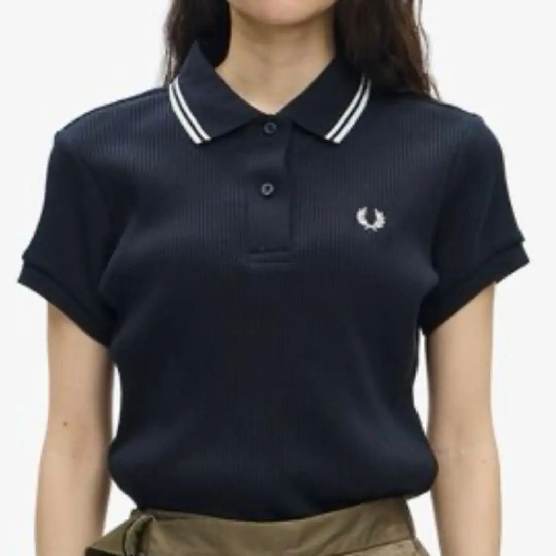 Polo de punto Fred Perry en blanco y negro talla 10 del Reino Unido Fred Perry liso