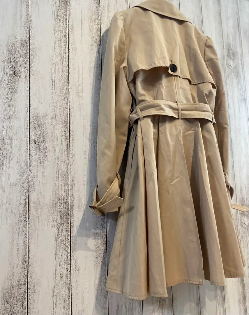 ☆Price reduction available [Reland Tulle] Beautiful trench coat, beige, size 1