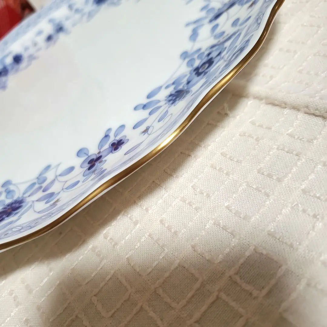 Narumi Large plate plate diameter 27cm bone china blue floral pattern for whole cakes, etc.