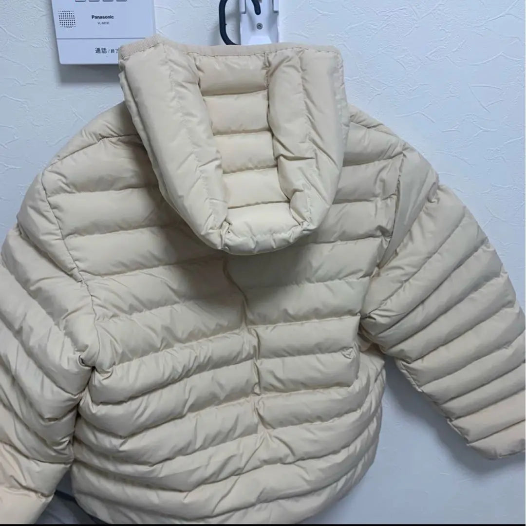 [New unused] Nike Nike down jacket beige | 【新品未使用】NIKE ナイキ　ダウンジャケット　ベージュ