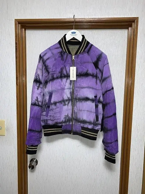 48 New AMIRI Reversible Tie-Dye Bomber Jacket