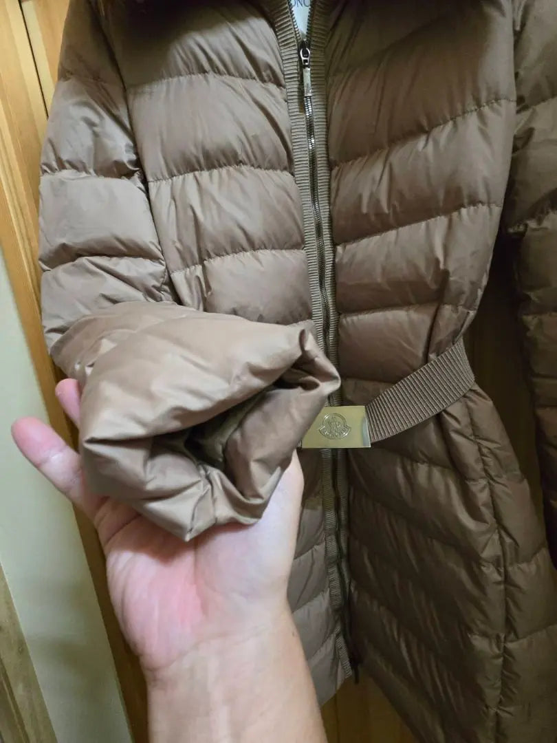 Price reduction cannot be reduced 330,000 beautiful goods Moncler FABREFUR down coat