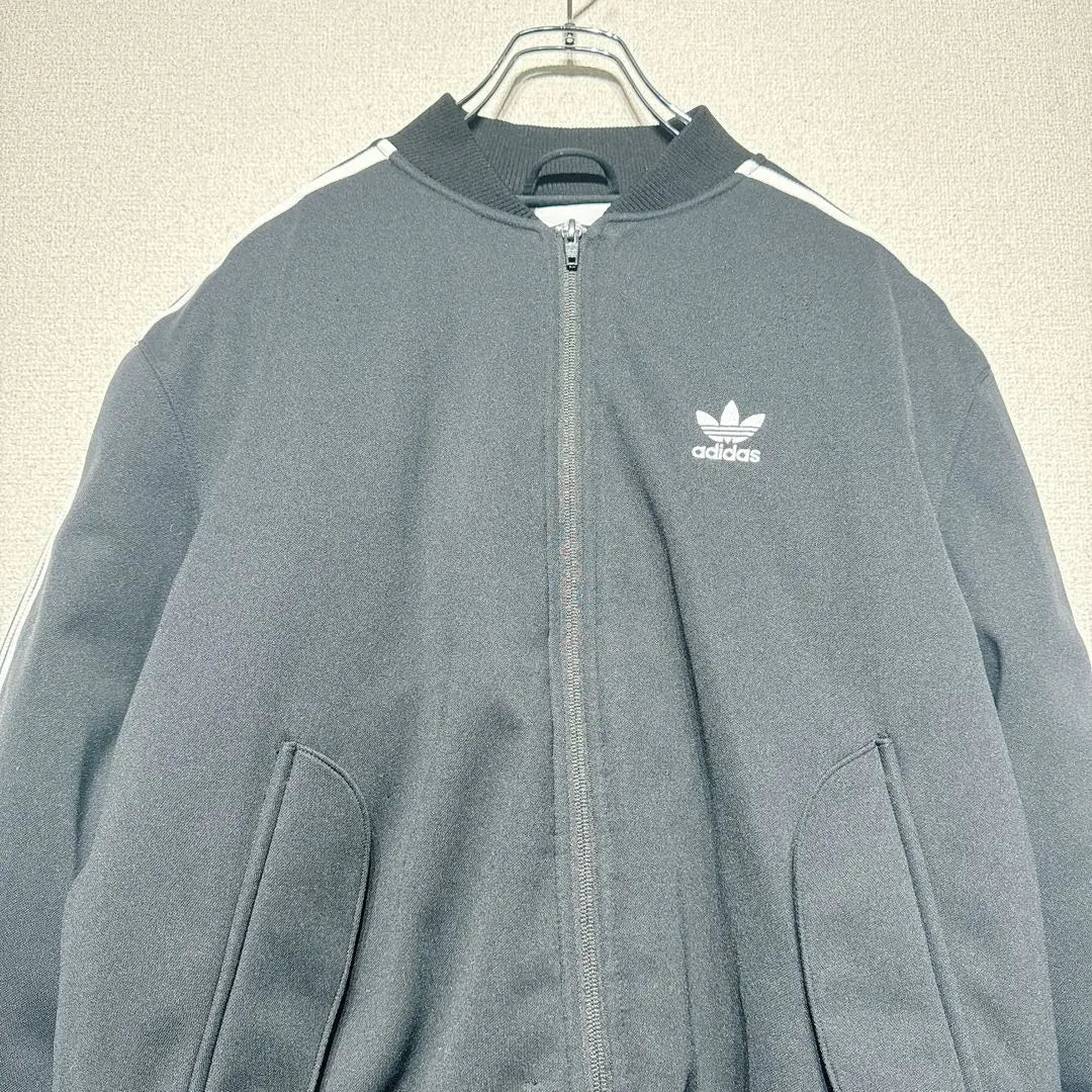 ⭐︎Muy popular⭐︎Chaqueta bomber acolchada adidas MA-1 con logotipo del trébol