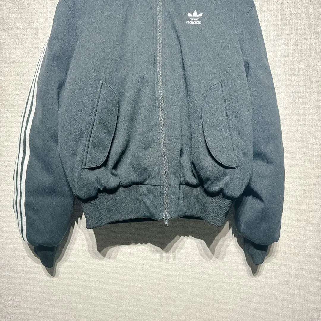 ⭐︎Muy popular⭐︎Chaqueta bomber acolchada adidas MA-1 con logotipo del trébol