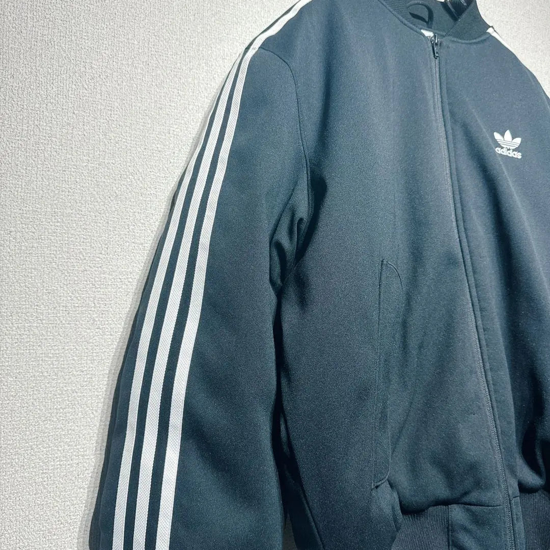 ⭐︎Muy popular⭐︎Chaqueta bomber acolchada adidas MA-1 con logotipo del trébol