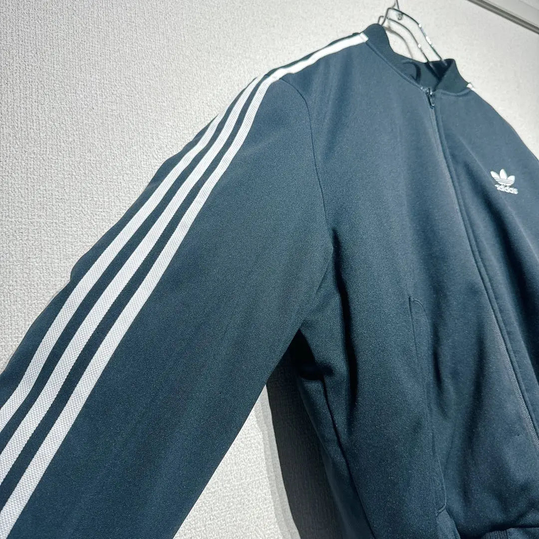 ⭐︎Muy popular⭐︎Chaqueta bomber acolchada adidas MA-1 con logotipo del trébol