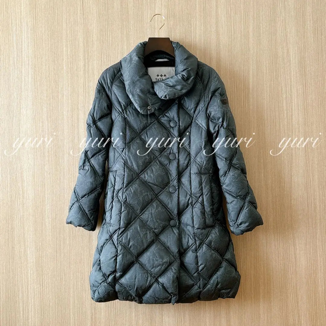 [646] Tatras Emma R-Line Quilted Paisley Long Down Coat