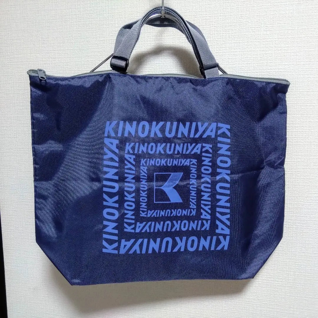 KINOKUNIYA★Large zip-up shoulder strap with adjustable handle