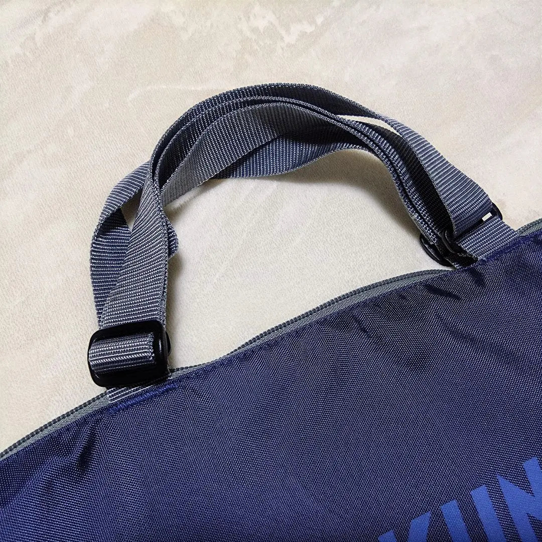 KINOKUNIYA★Large zip-up shoulder strap with adjustable handle