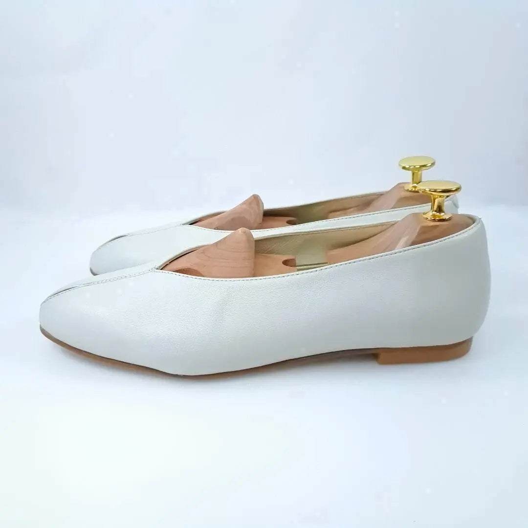 Good condition REMME pumps open toe 37 flat white