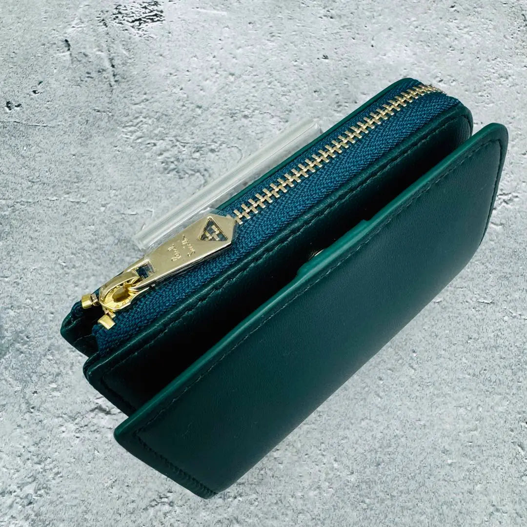 [Nuevo/sin usar] Estuche para llaves Paul Smith con 4 rayas en verde azulado