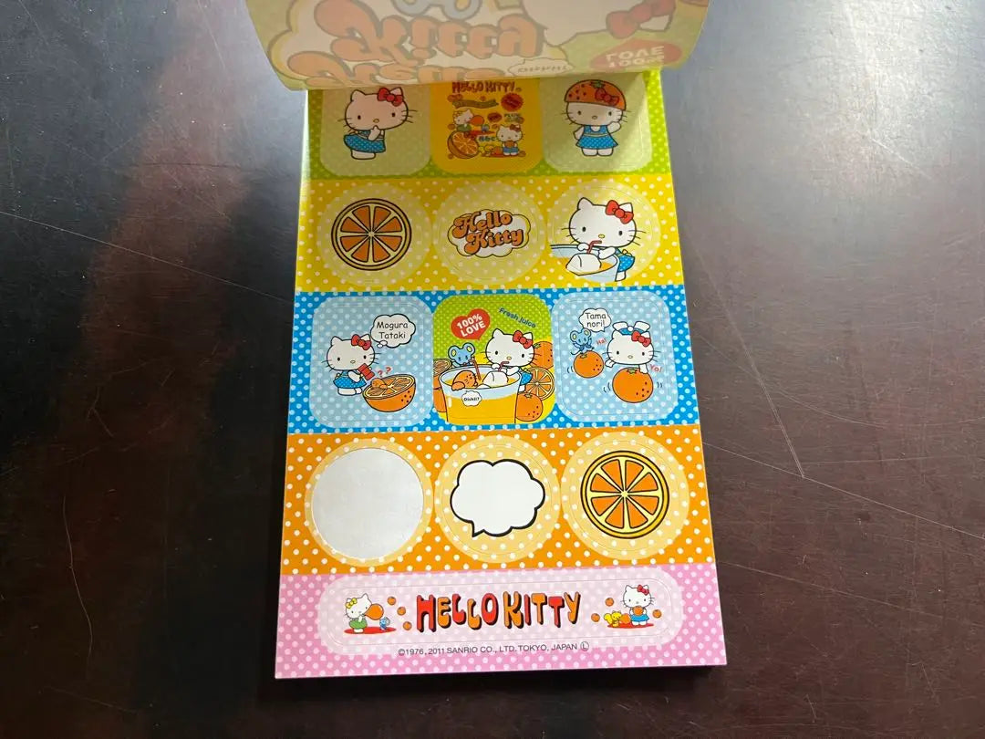 Notas de Hello Kitty con pegatinas Heisei Retro