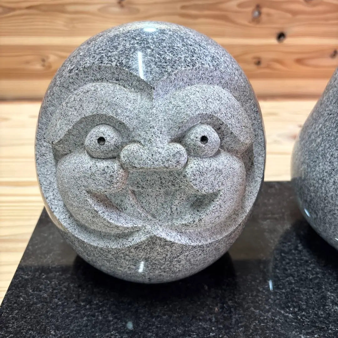 Stone statue, statue, stone, stone, daruma ornament, two-piece set, with stand