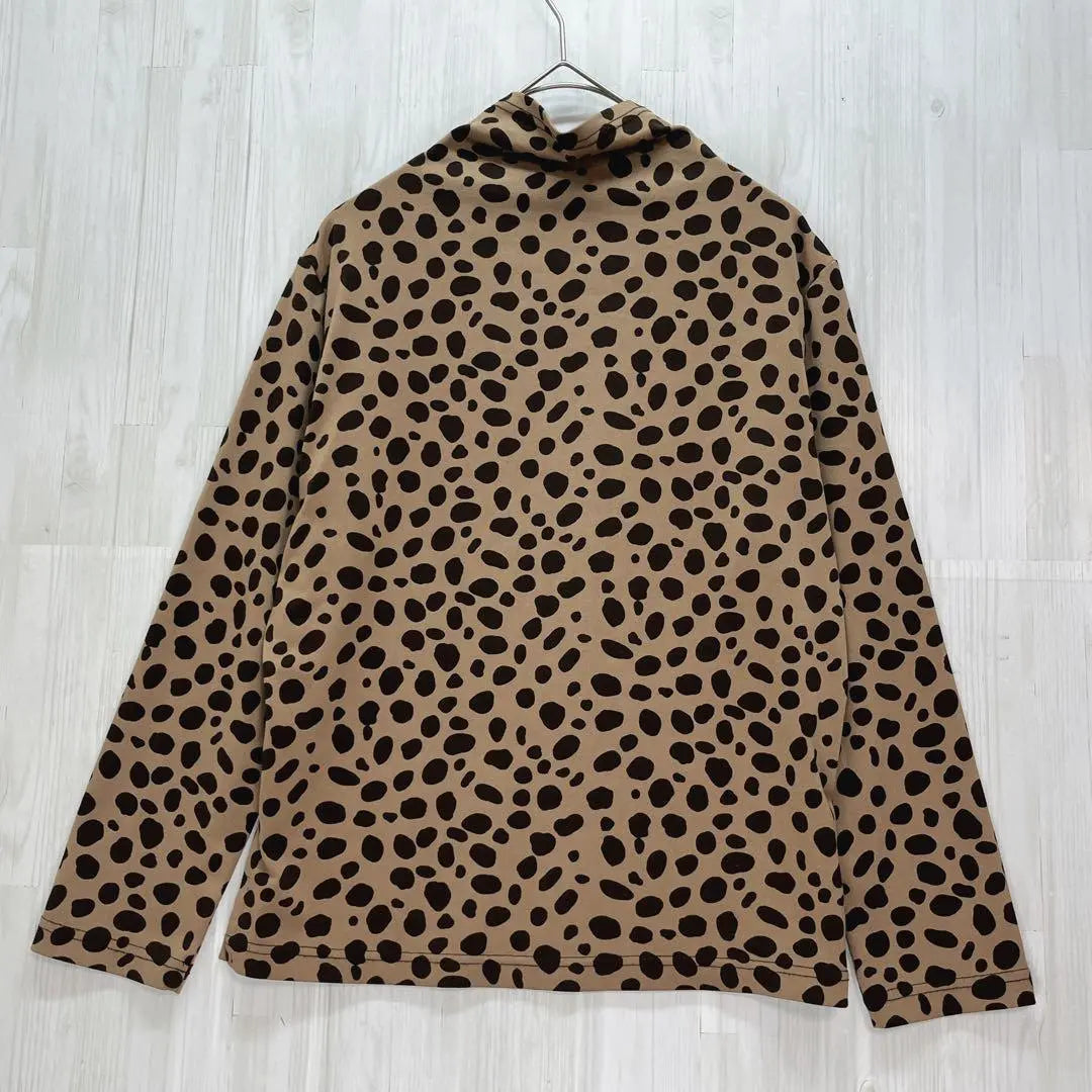 QUARTER FEVE High-neck long sleeve cut and sew Dalmatian pattern, beautiful item