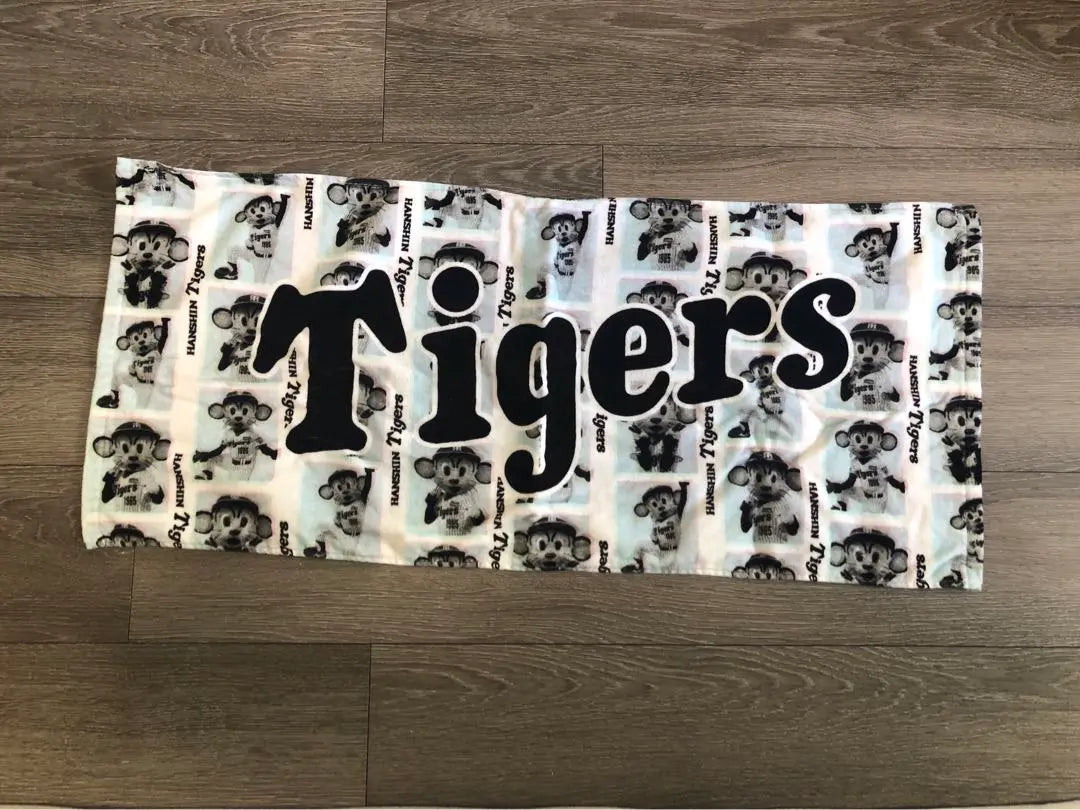 Hanshin Tigers Towel Trucky