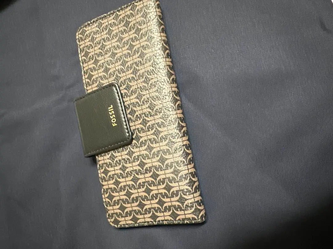 New Fossil Card Case for Women Madison Clutch