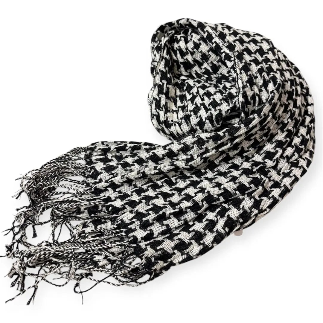 [Good condition] Stole, check pattern, houndstooth, monochrome, spring, working adult, modern