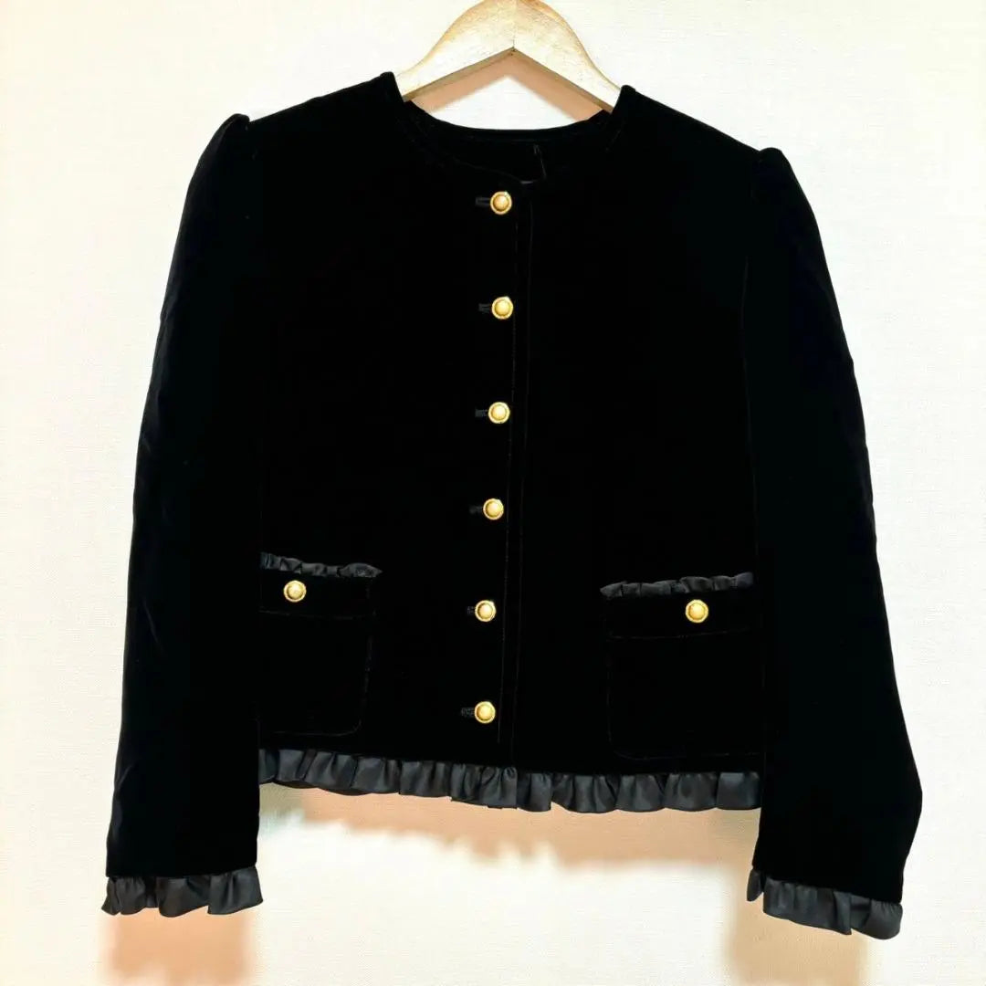 Excelente estado Chaqueta de terciopelo Leilian negro 9 sin cuello botón dorado | 極美品 Leilian ベロアジャケット 黒 ブラック 9 ノーカラー 金ボタン