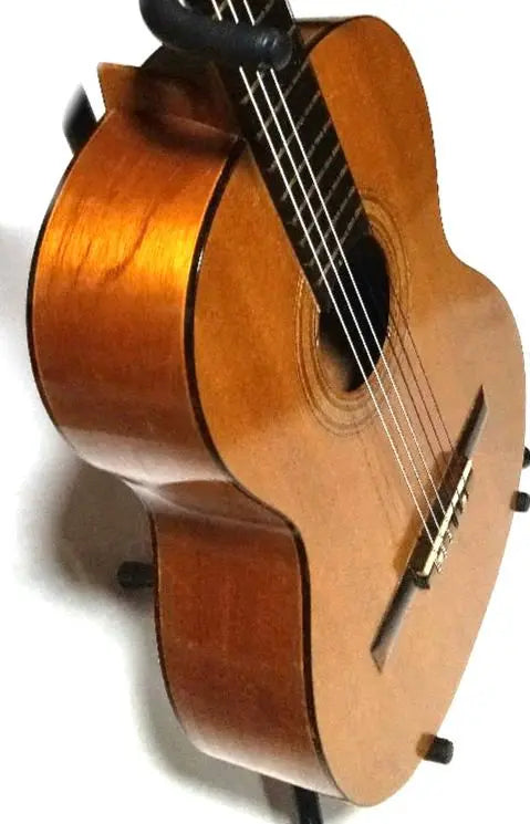 Escultura de cabeza de silla de montar de hueso de res cuerdas nueva guitarra clásica