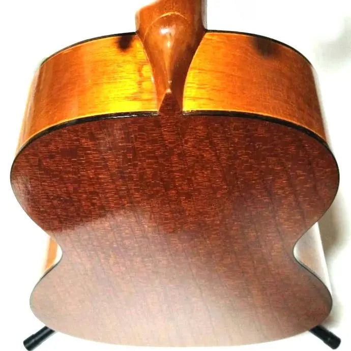 Escultura de cabeza de silla de montar de hueso de res cuerdas nueva guitarra clásica