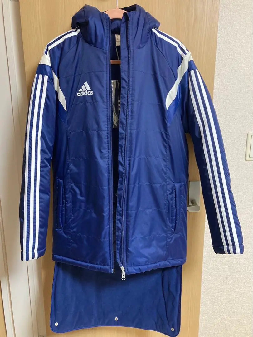 [Nuevo] adidas ★Chaqueta con capucha | 【新品】adidas ★フード付き ベンチコート