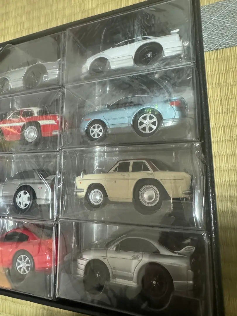 Must see! Nissan @car.110 CAR Collection Limited Edition 12-Piece Set