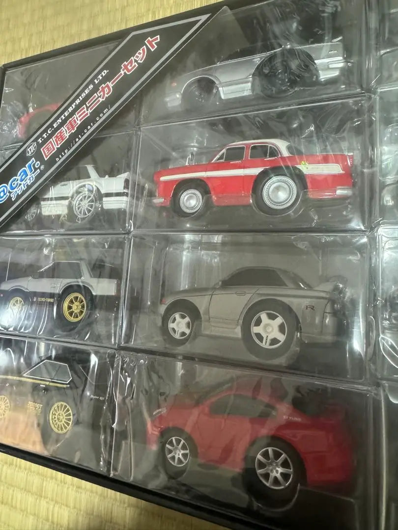 Must see! Nissan @car.110 CAR Collection Limited Edition 12-Piece Set