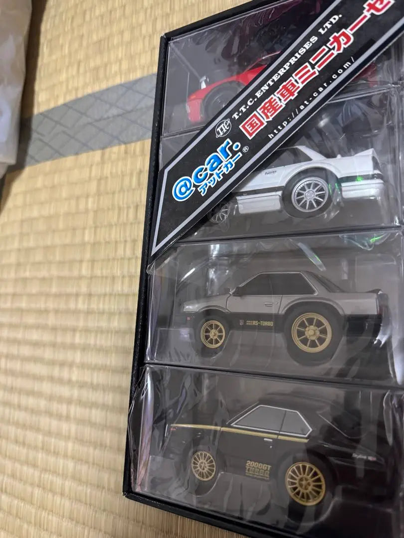 Must see! Nissan @car.110 CAR Collection Limited Edition 12-Piece Set