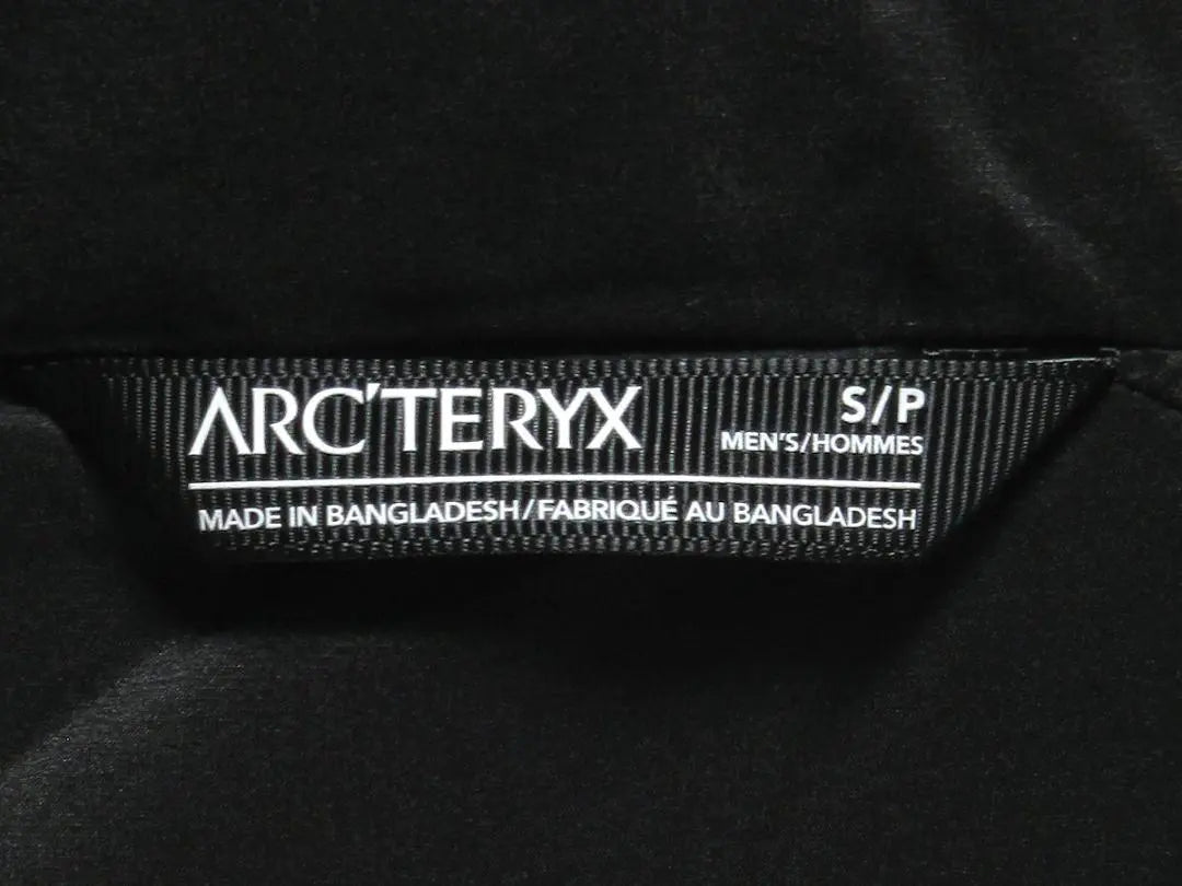 New domestic genuine product purchased at a direct store Arc'teryx 23AW Atom Hoody Men's S Black