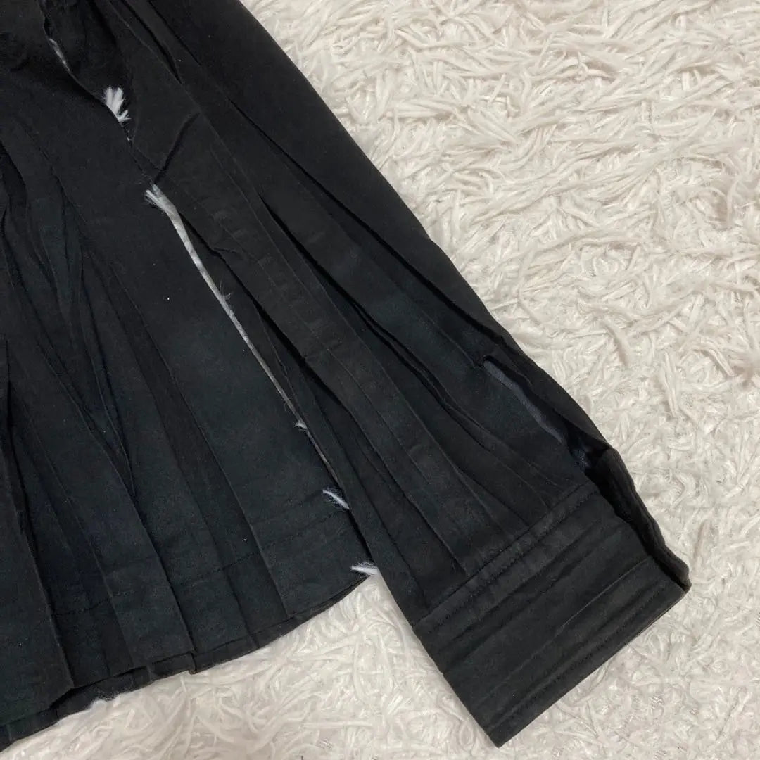 ISSEY MIYAKE Blouson Black M 2 Pleated Stylish