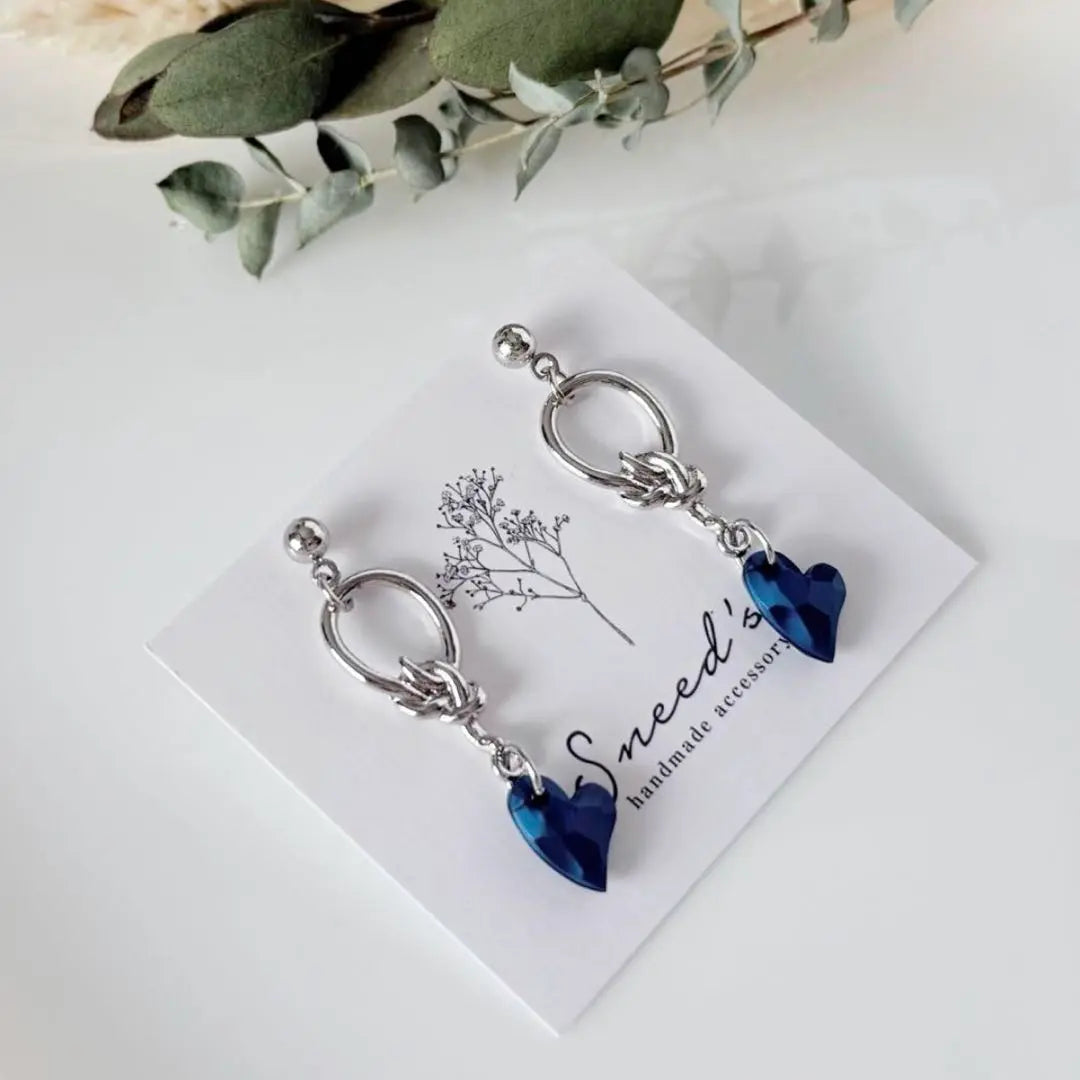 ▪Silver knot charm x heart ♡ Charm earrings/earrings