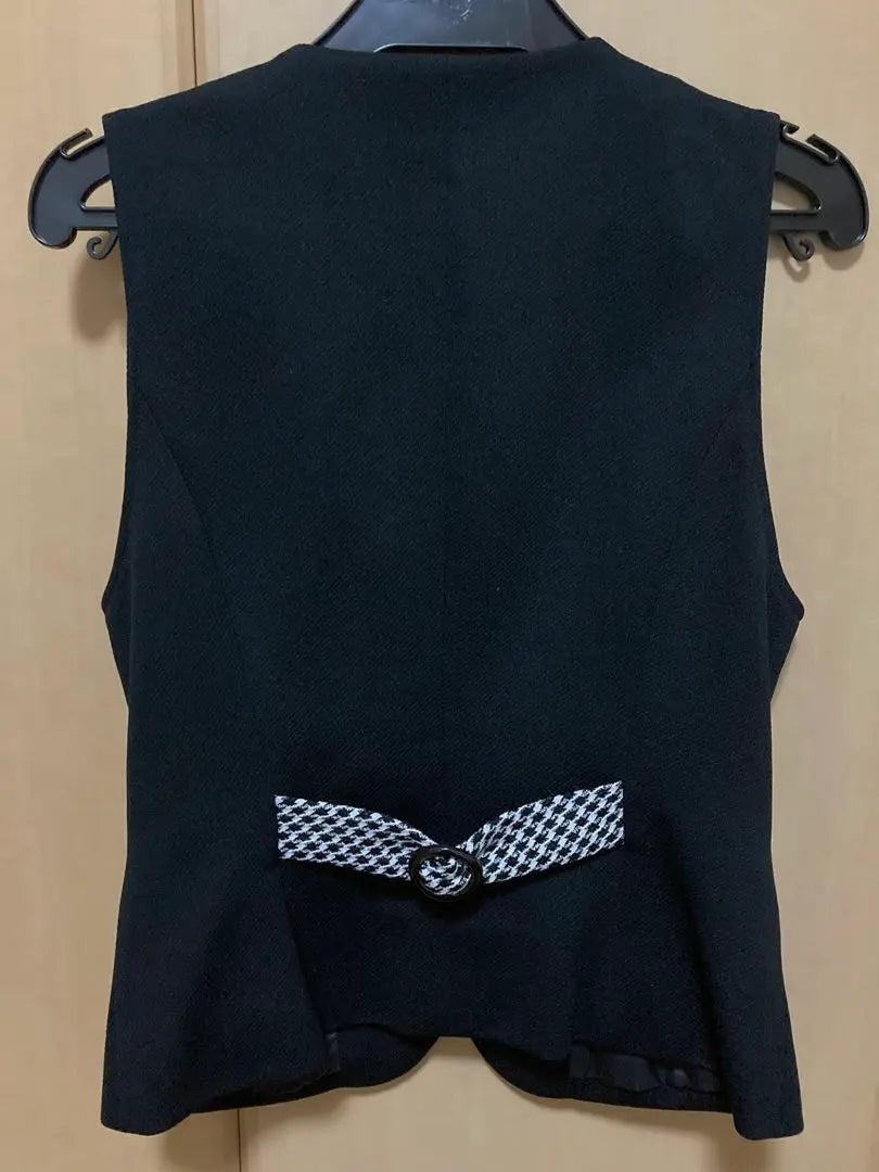 ★Price reduction★ [Good condition] Office wear vest size 7