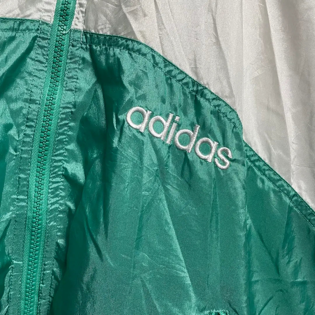 adidas adidas universal flag tag nylon jacket logo embroidery vintage clothing L