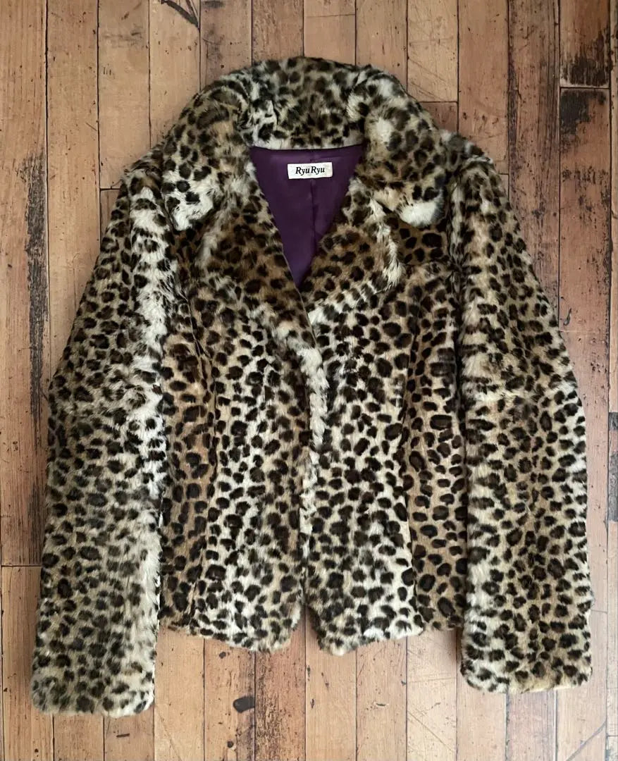 Chaqueta de piel de leopardo RyuRyu