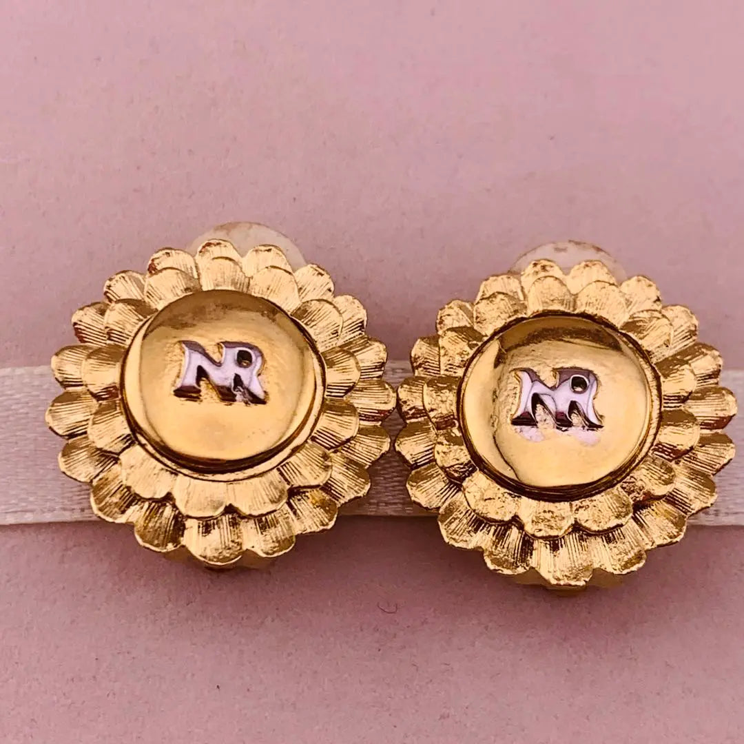 Nina Ricci Vintage Earrings Flower Earrings