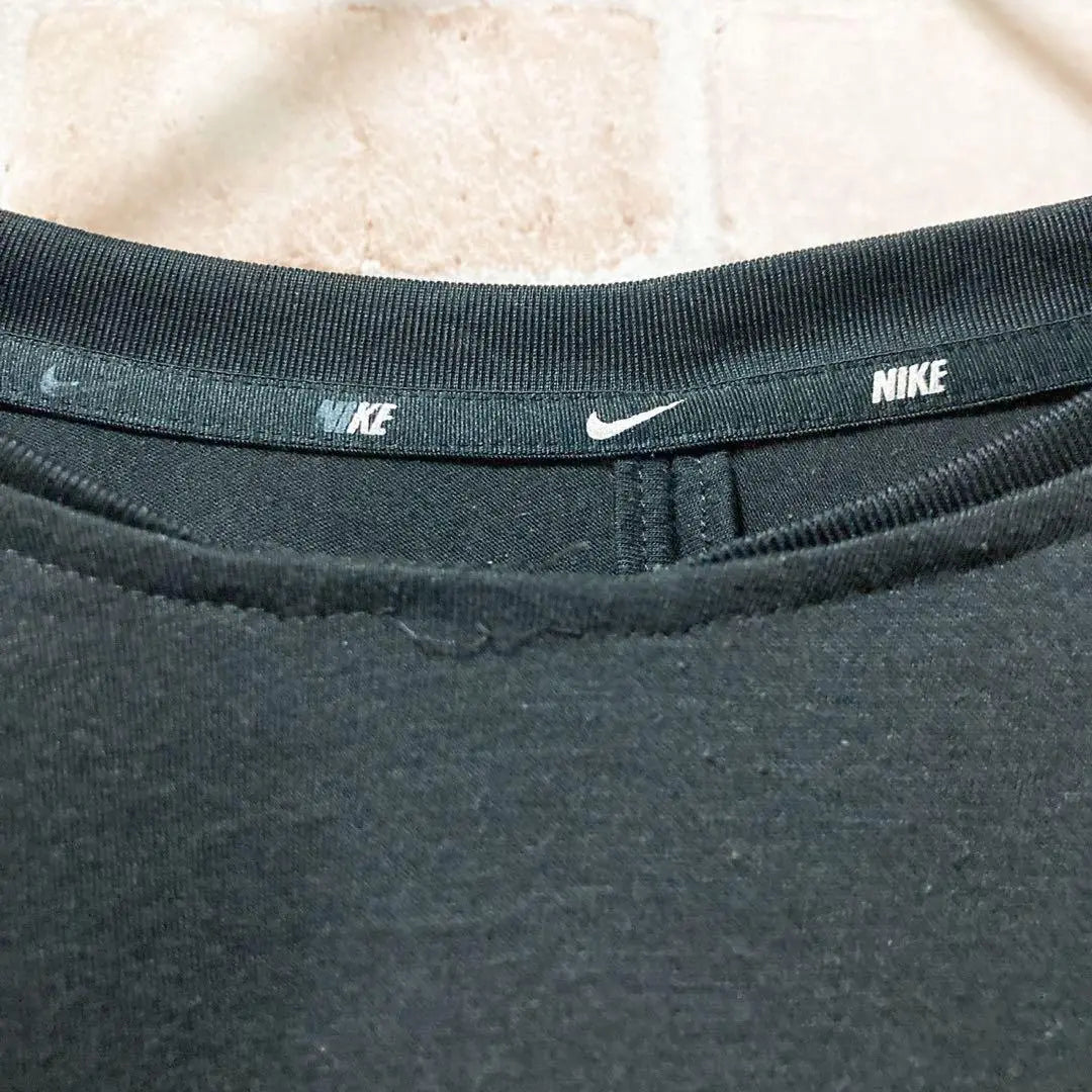 ☆ Swoosh logo ☆ NIKE ☆ Nike ☆ 2 colors ☆ Chest one point ☆ Black