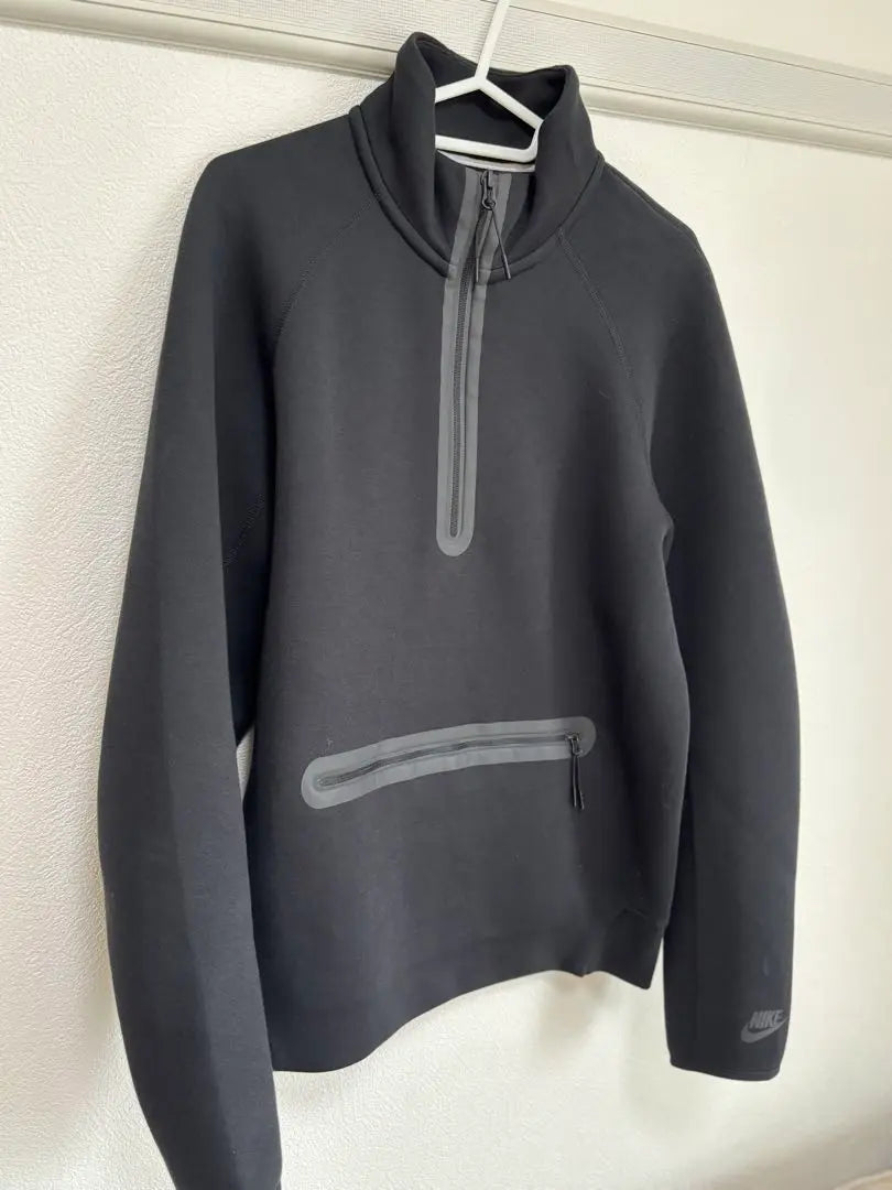 NIKE / Tech Fleece Half Zip Sweatshirt