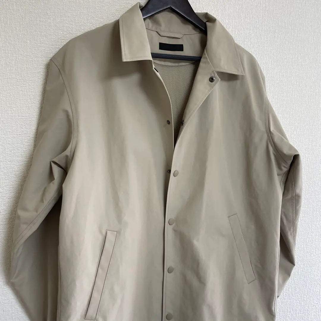 Uniqlo Coach Jacket Windbreaker Water-repellent treatment L Beige