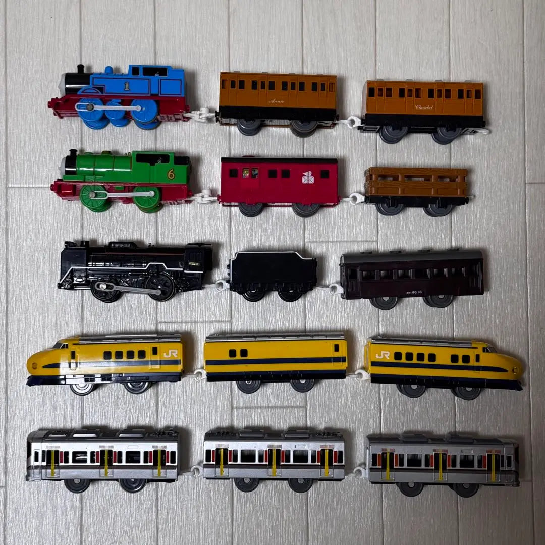 Plarail, chatting Thomas, etc., sold in bulk