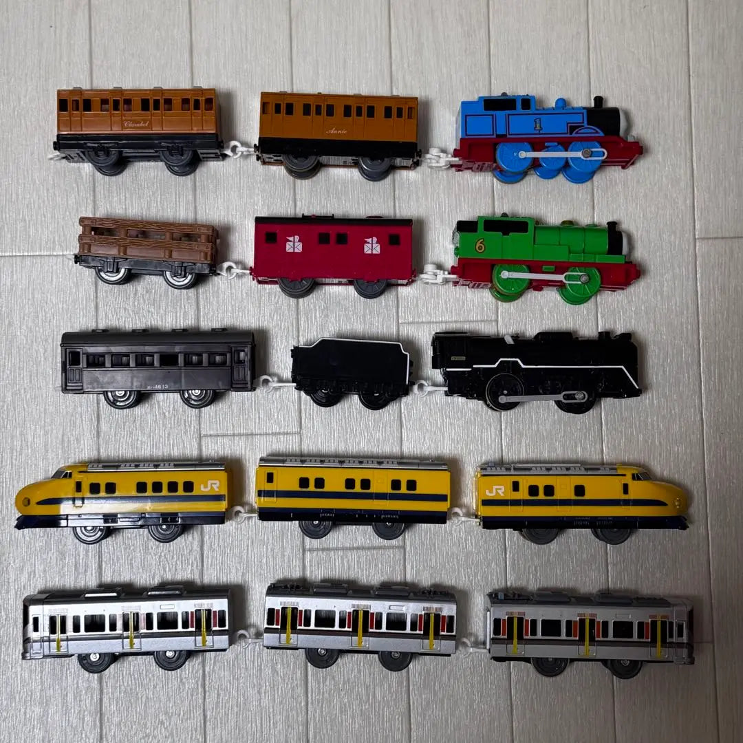 Plarail, chatting Thomas, etc., sold in bulk