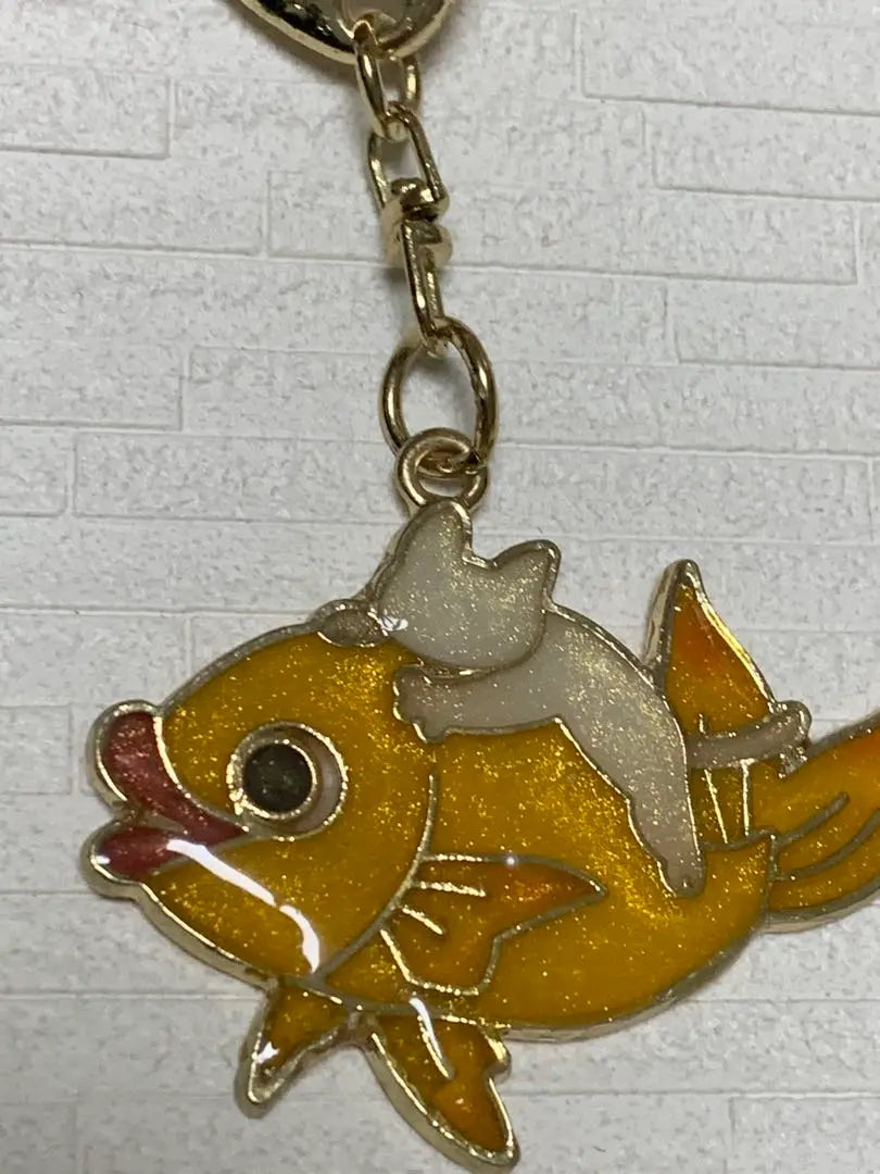 Cat with fish on a fish Keychain Resin Goldfish