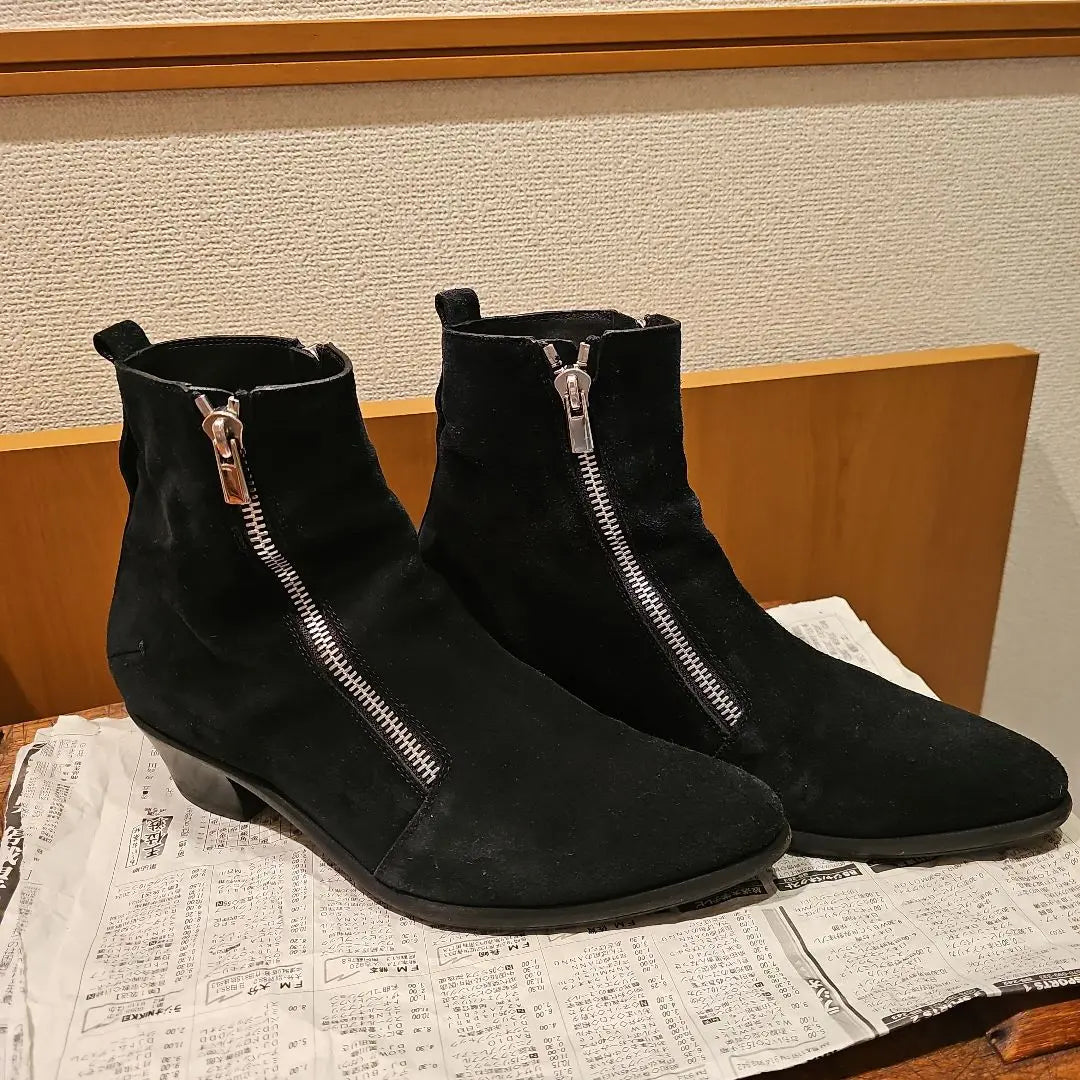 Sin descuento ❕Botas de ante con cremallera CoSTUME NATIONAL | 値引き不可❕CoSTUME NATIONAL スエードジップブーツ