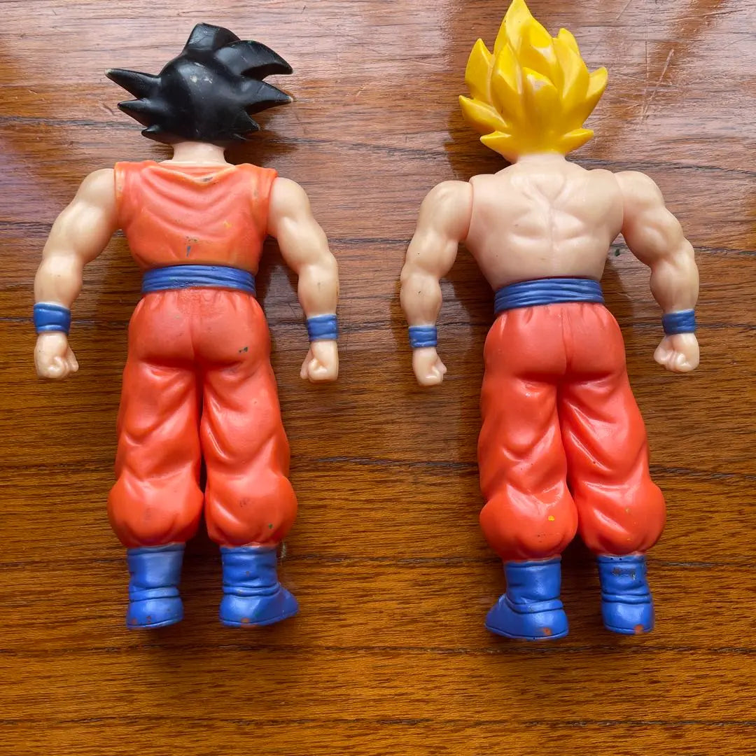 Dragon Ball Z Korean Son Goku Soft Vi Figura 2 Conjunto de cuerpo | ドラゴンボールZ 韓国製 孫悟空 ソフビフィギュア 2体セット