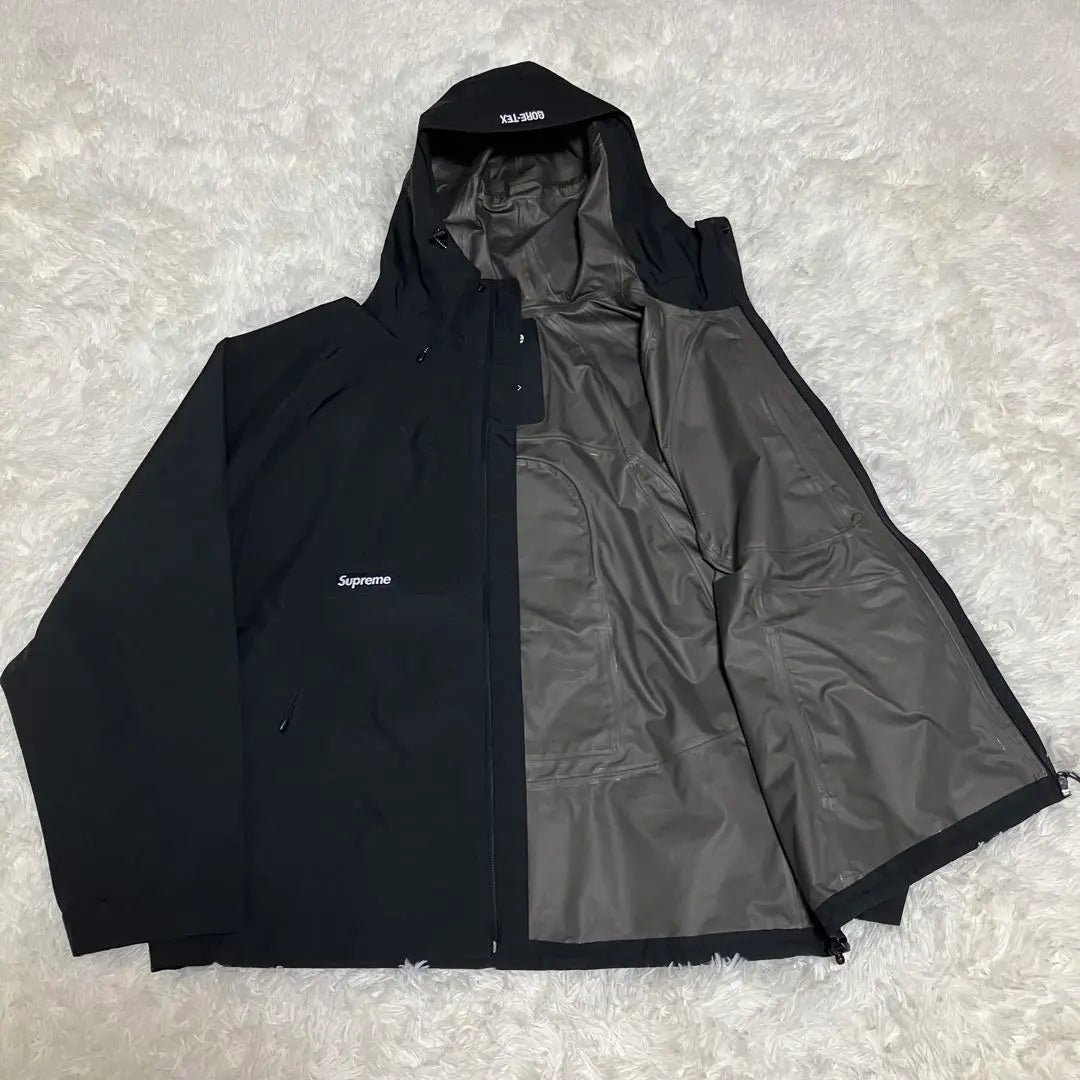 Supreme Gore-Tex Paclite Jacket Black L