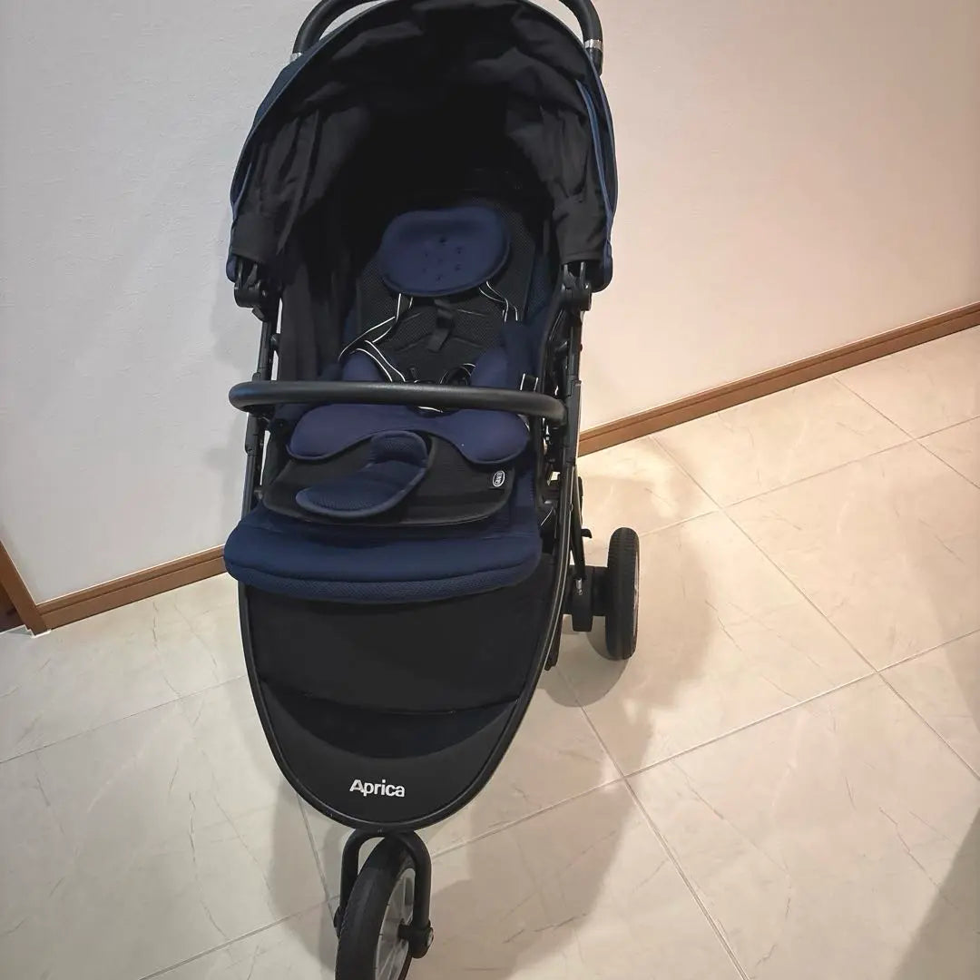 Beautiful condition Aprica Smoove Premium Stroller AB type with bonus