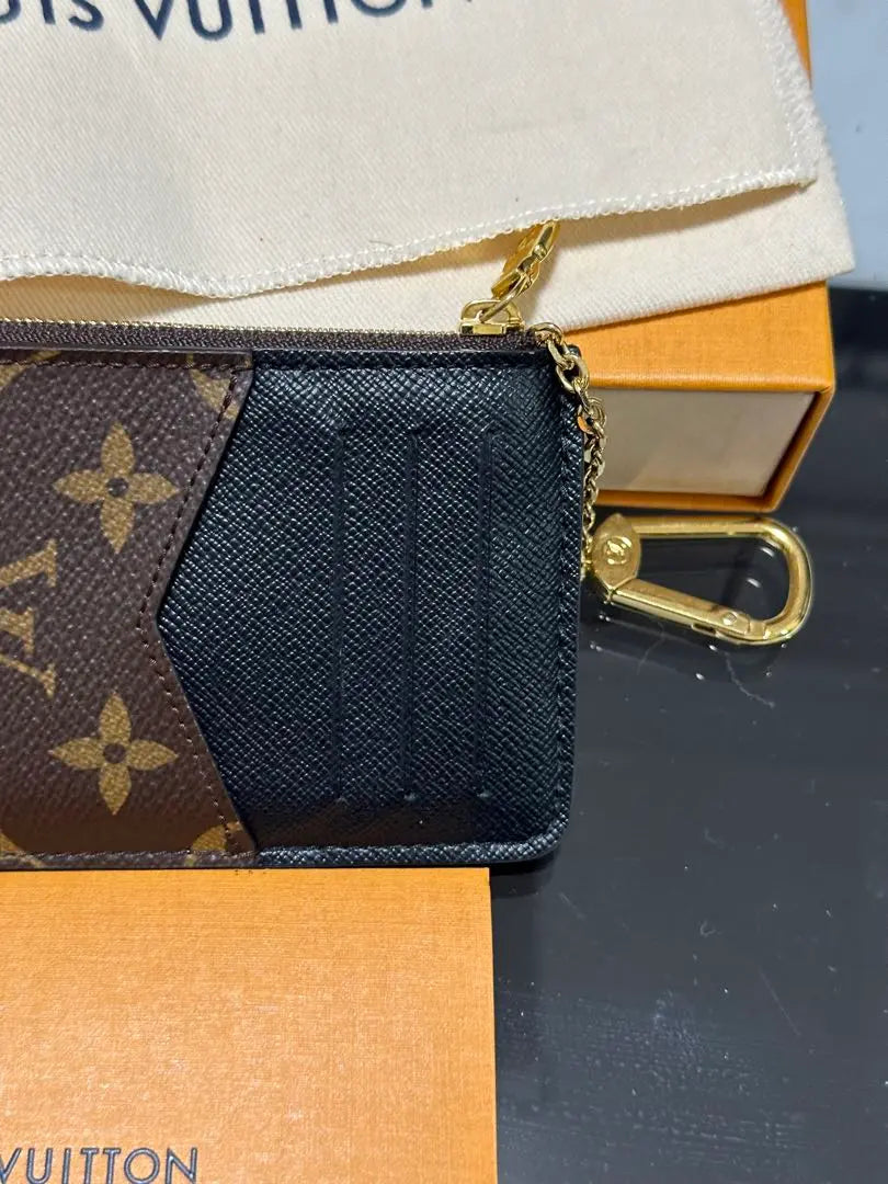 Excelente estado ✨Louis Vuitton M69431 Porto Cult Rect Verso Monogram