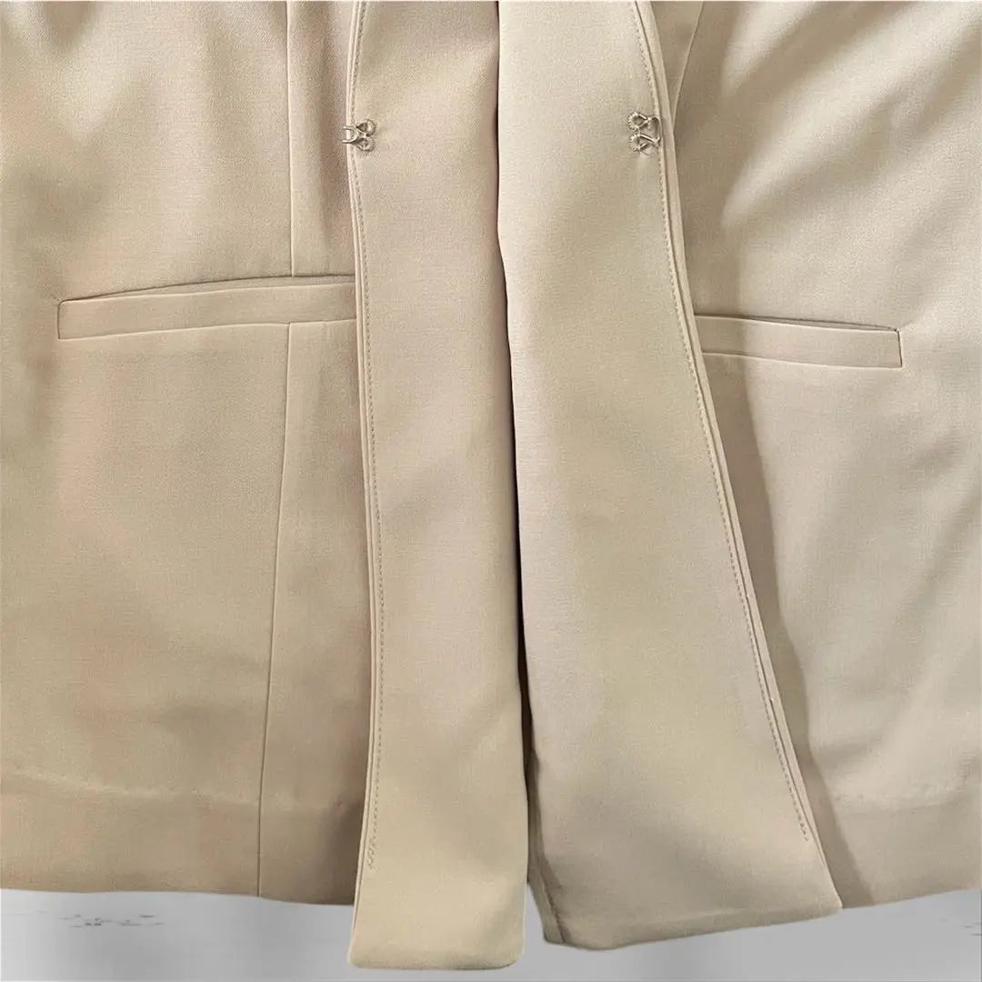 [New/Tag included] GLACIER Beige Jacket Large XL