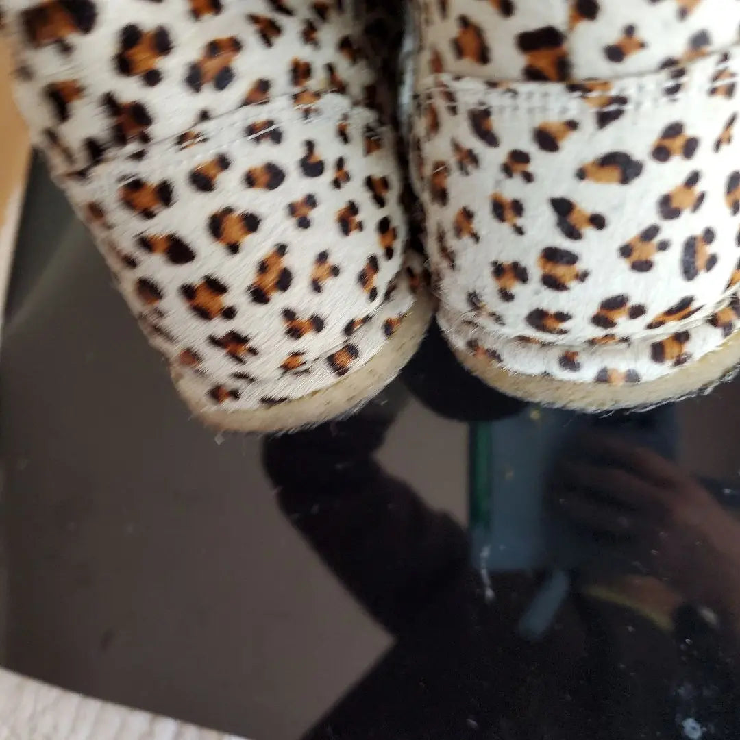 MALUO Cowhide Lace-up Brown Toe Leopard Print Fur with Cold-proof Fur