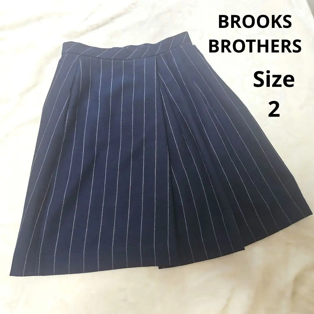 [Stylish ⭐BROOKS BROTHERS] Navy Striped Skirt Size 2